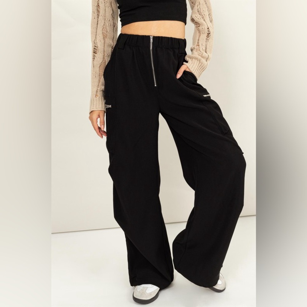 19B. Elastic Waist Wide Leg Cargo Pants - Black
